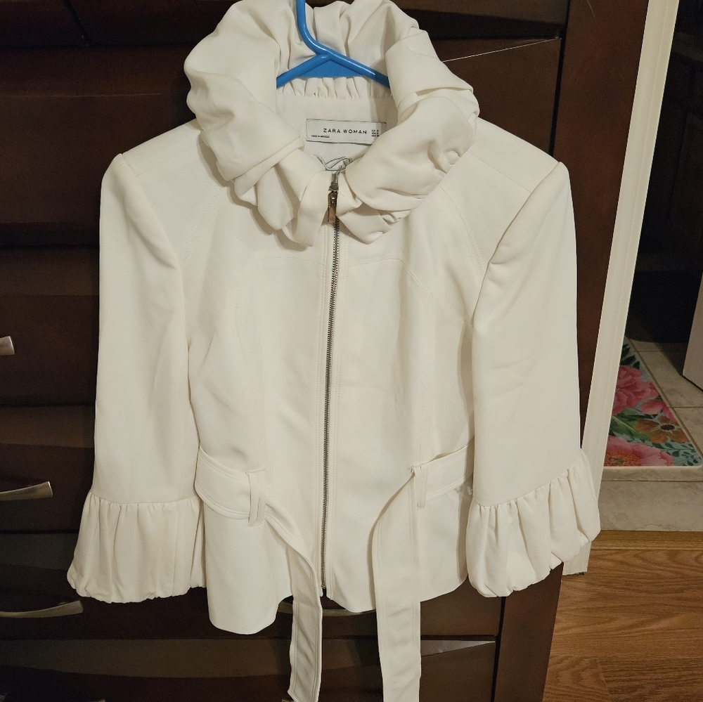 Zara white blazer